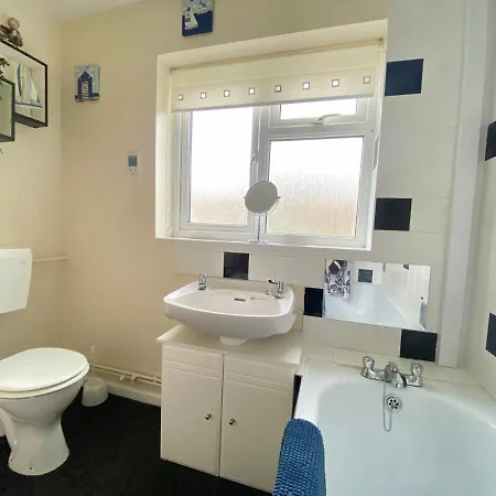 Cosy And Comfortable Holiday Chalet 10 Minutes Walk To The Beach, Norfolk Great Yarmouth Exterior photo