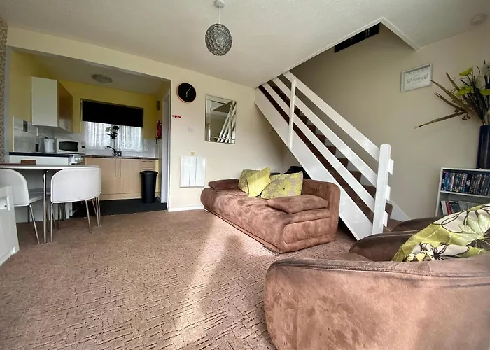Cosy And Comfortable Holiday Chalet 10 Minutes Walk To The Beach, Norfolk