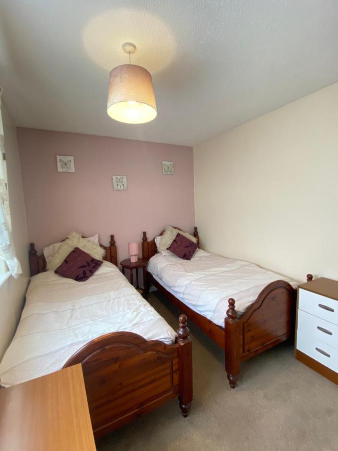 Cosy And Comfortable 10 Minutes Walk To The Beach, Norfolk Holiday home
